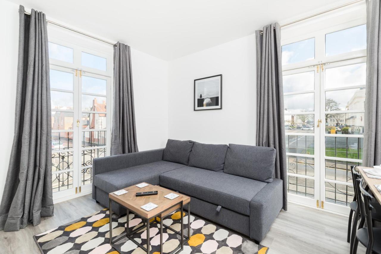 Marvel Apartments เลมิงตันสปา ภายนอก รูปภาพ